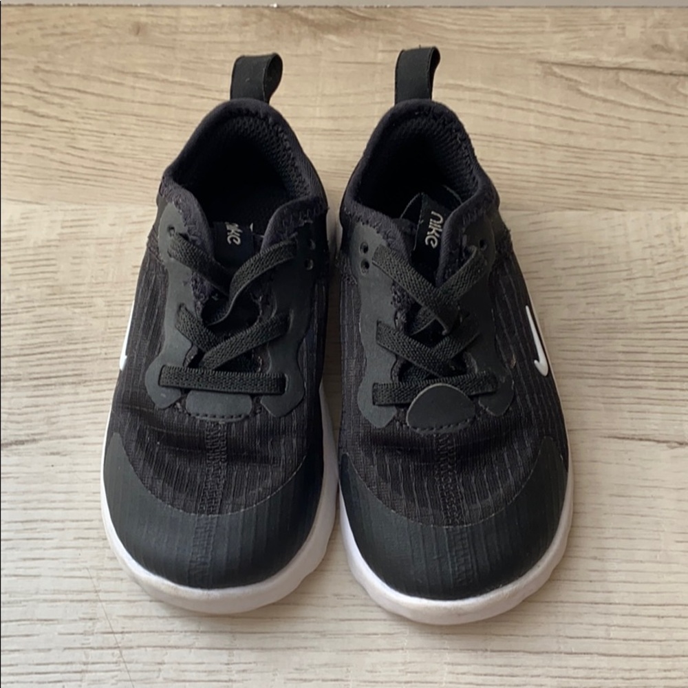 3 Pairs Toddler Boy Nike Shoes Size 6